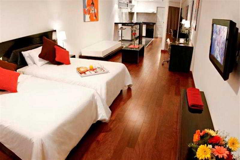 Dazzler Suites Juncal Buenos Aires Bagian luar foto