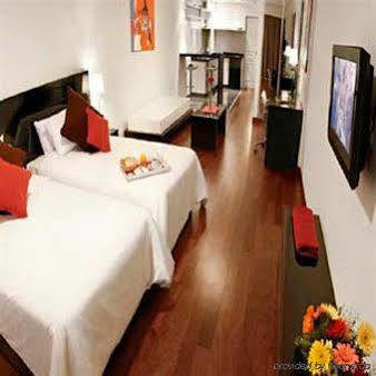 Dazzler Suites Juncal Buenos Aires Bagian luar foto